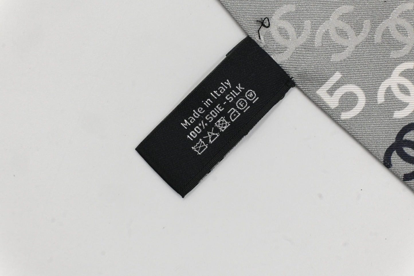 Chanel CC Bandeau in Gray-Green Silk