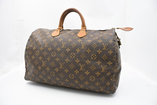 Louis Vuitton Speedy 40 in Monogram Canvas