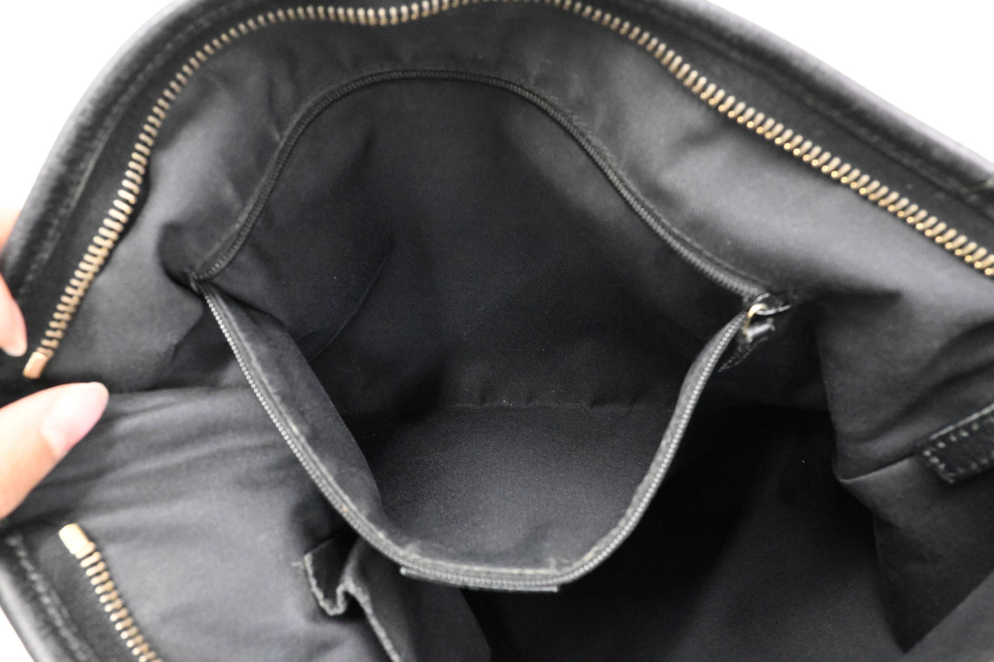 Gucci Crossbody Bag in Black GG Canvas