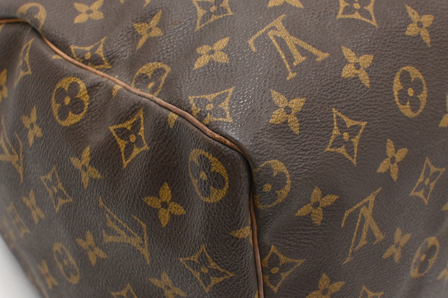 Louis Vuitton Speedy 40 in Monogram Canvas