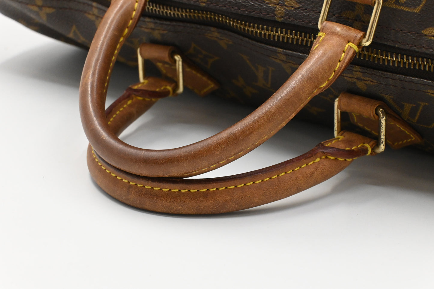 Louis Vuitton Speedy 40 in Monogram Canvas