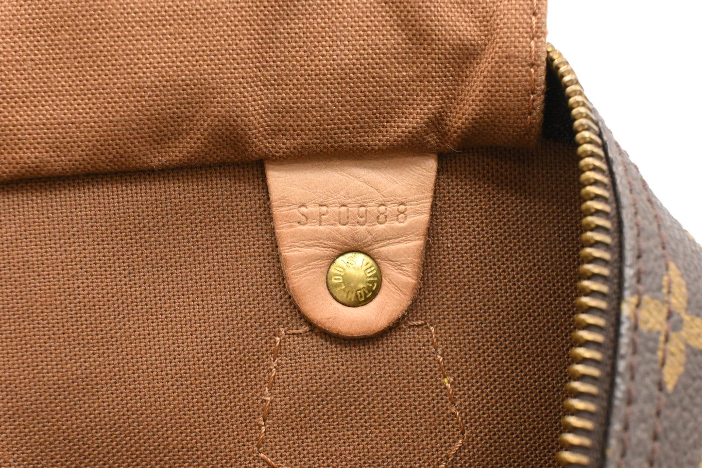 Louis Vuitton Speedy 40 in Monogram Canvas