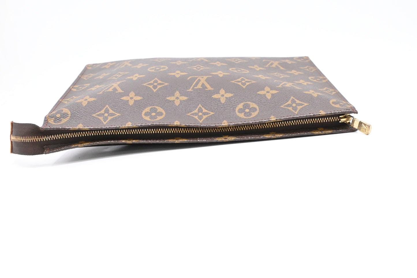 Louis Vuitton Toiletry 26 in Monogram Canvas