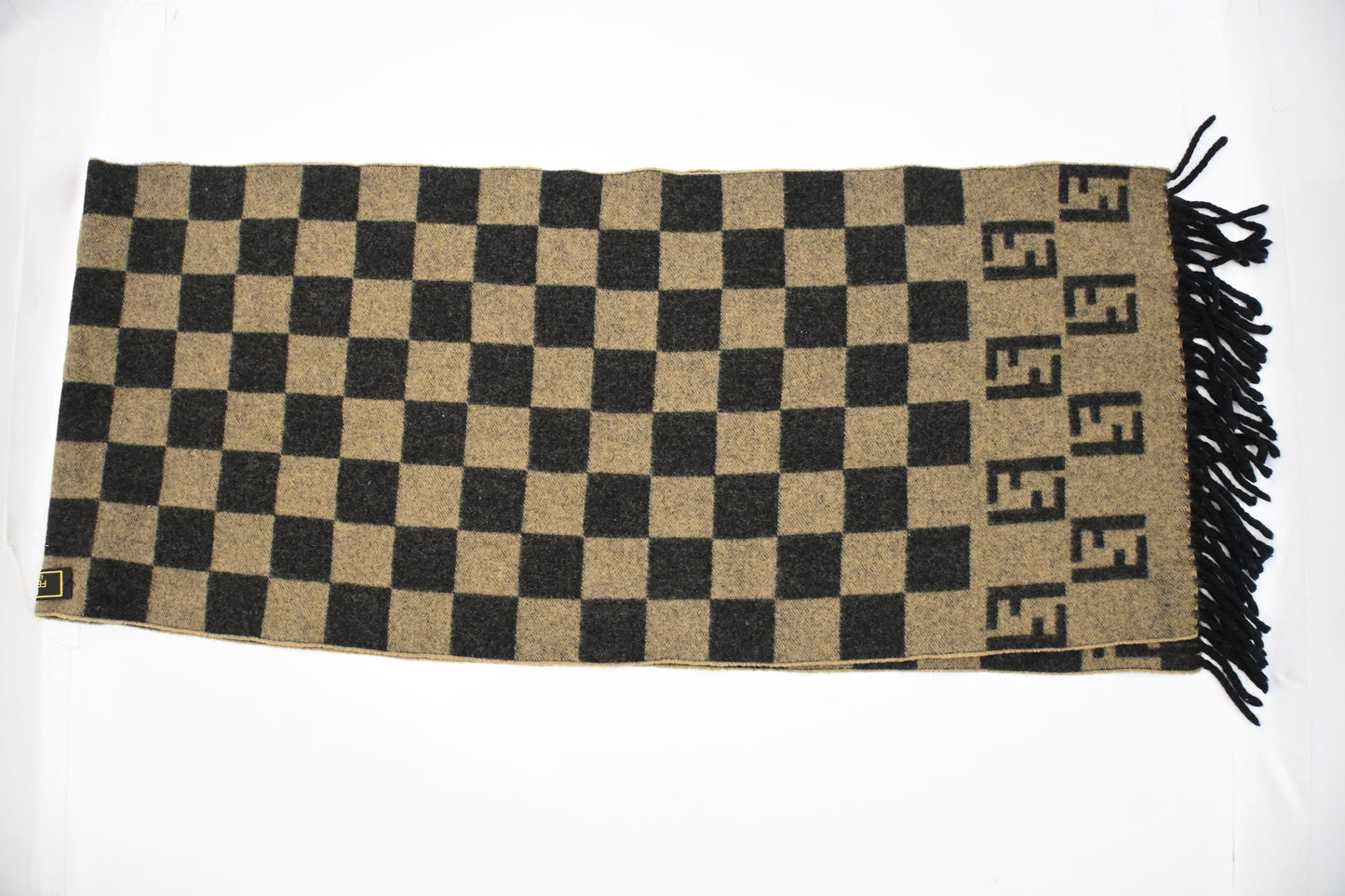 Fendi Scarf in Black and Beige Checked Wool