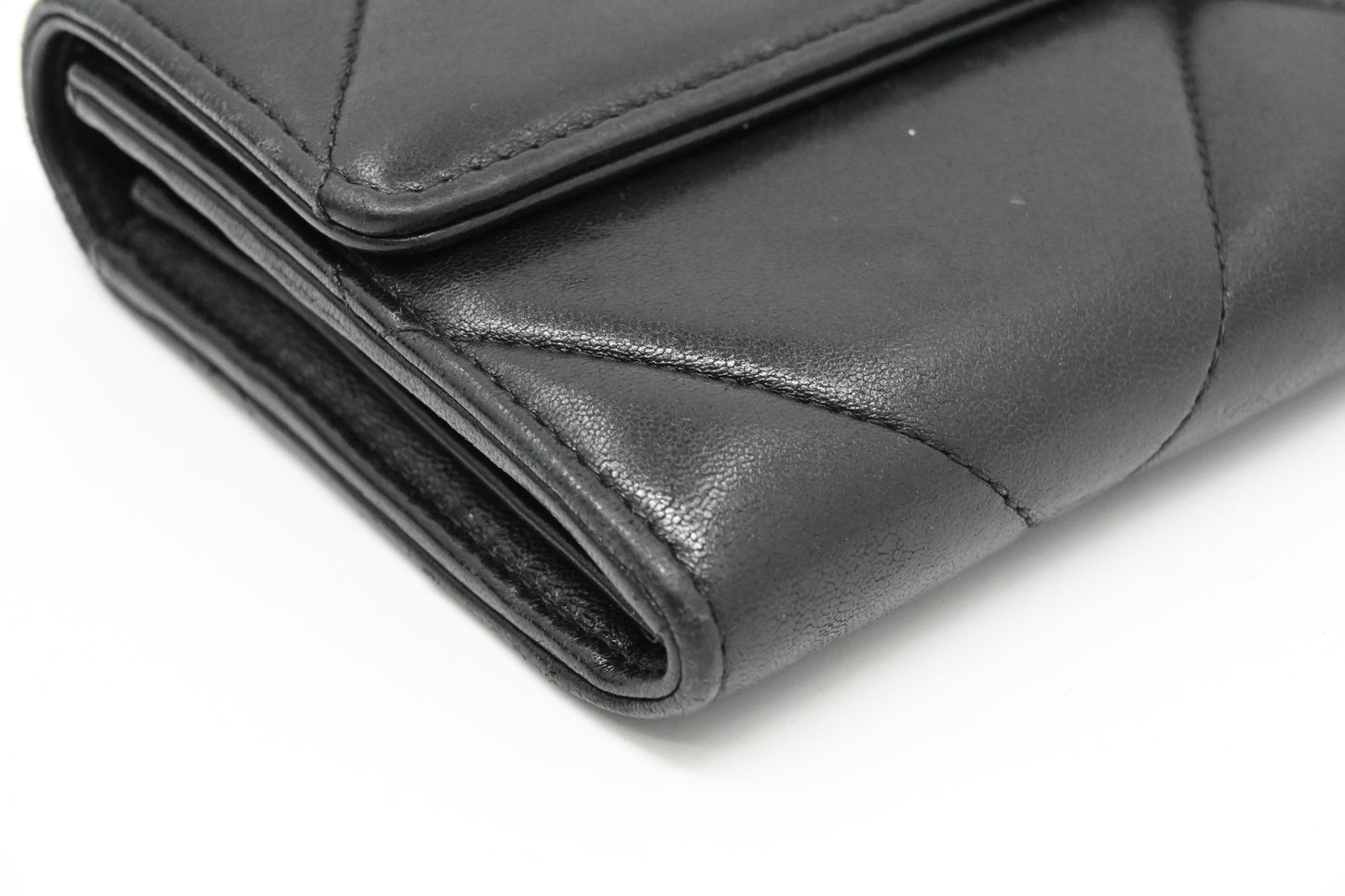 Chanel 19 Wallet in Black Matelasse Leather