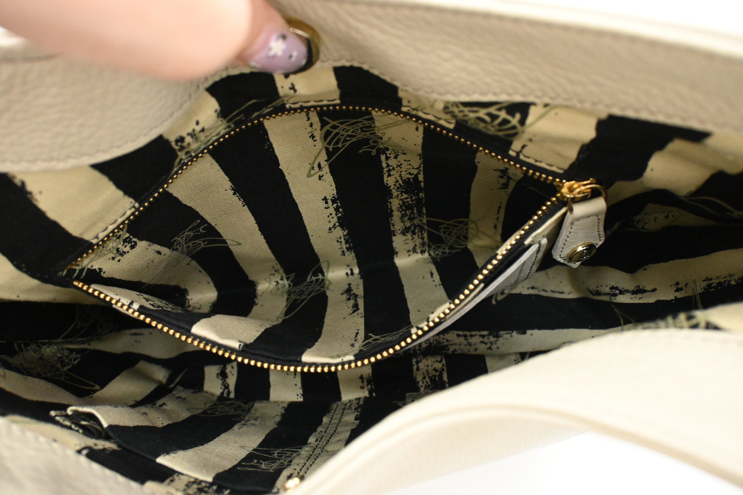 Vivienne Westwood Shoulder Bag in Light Gray Leather