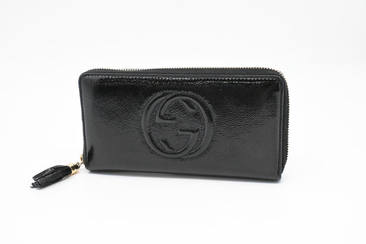 Gucci Long Zippy Wallet in Black Pattent Leather