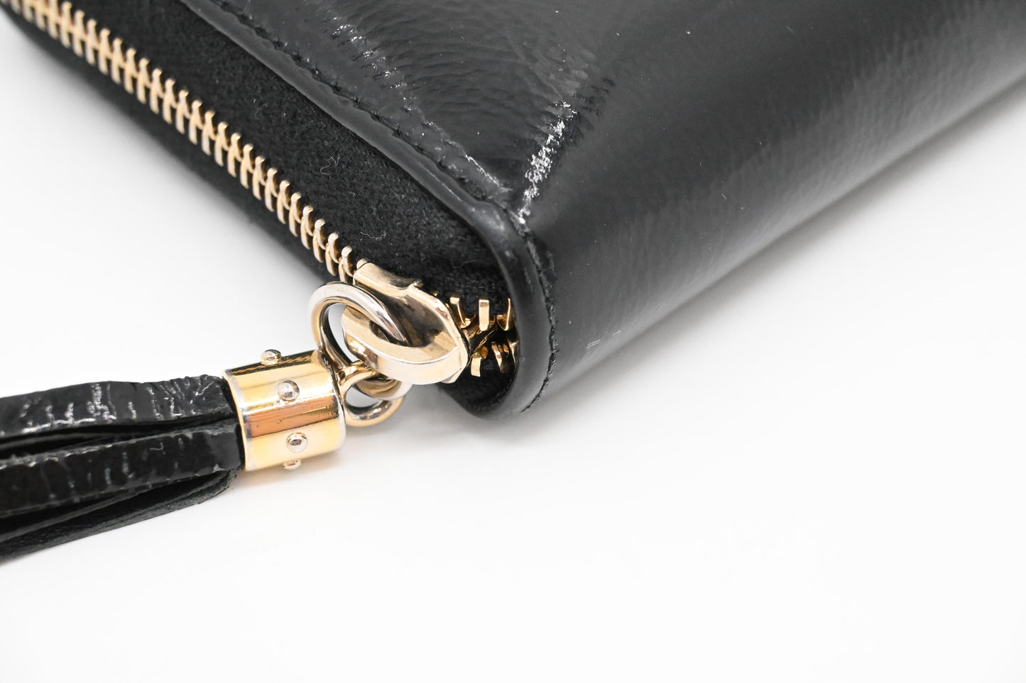 Gucci Long Zippy Wallet in Black Pattent Leather