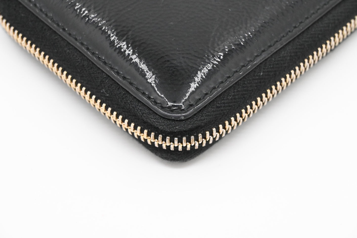 Gucci Long Zippy Wallet in Black Pattent Leather