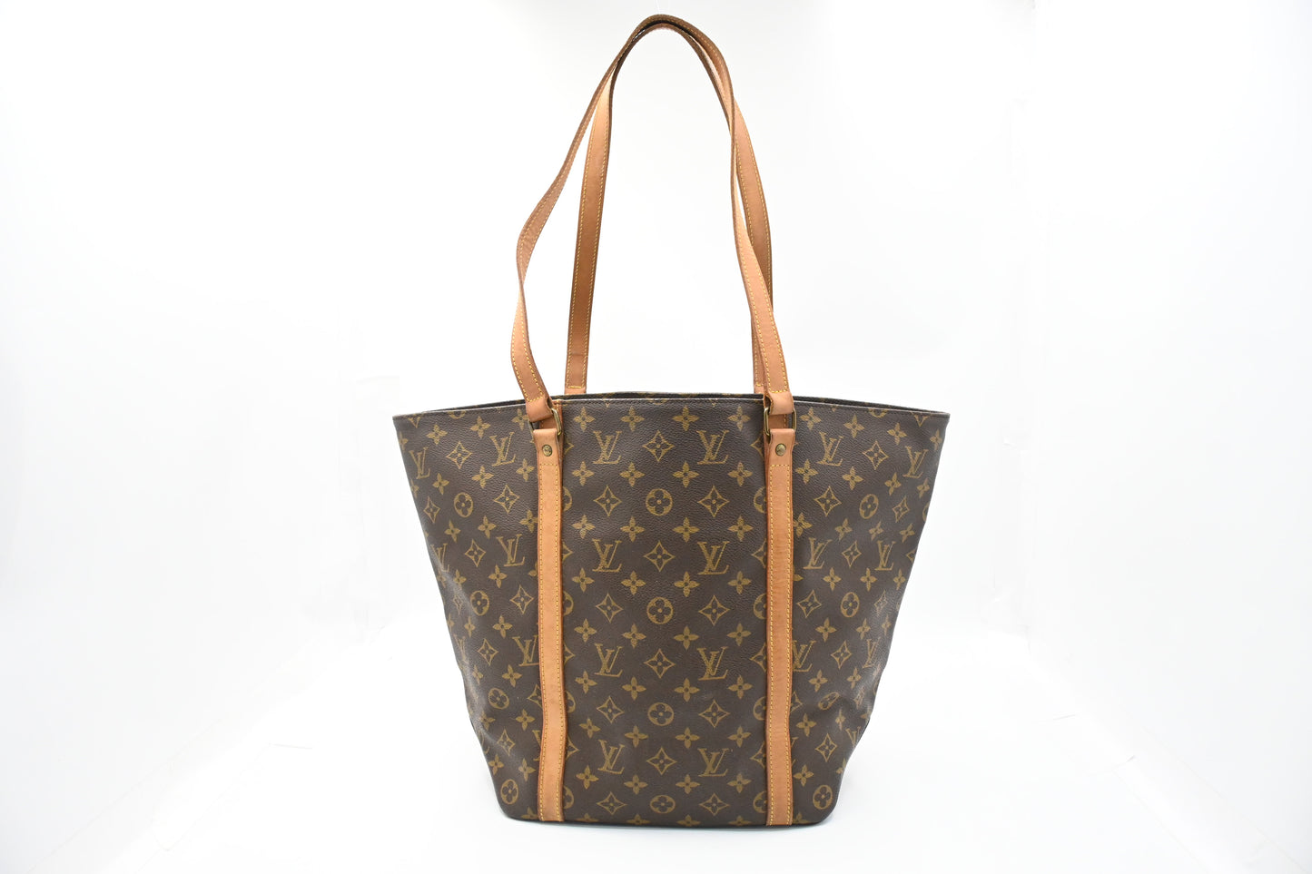 Louis Vuitton Sac Shopping 48 in Monogram Canvas
