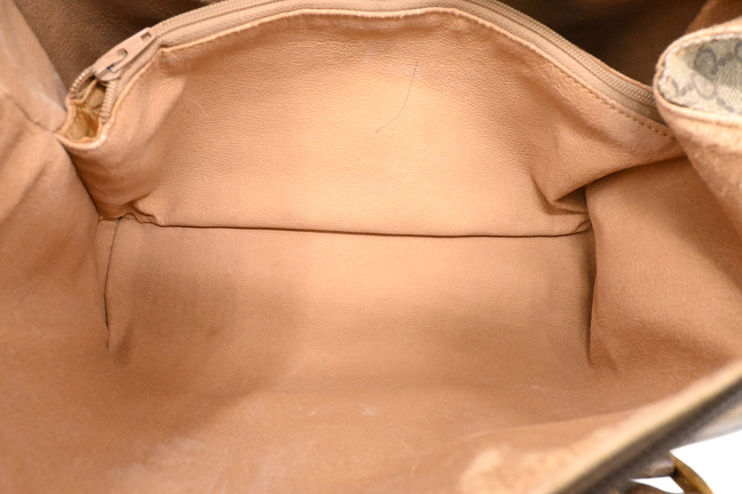 Gucci Handbag in GG Supreme Canvas