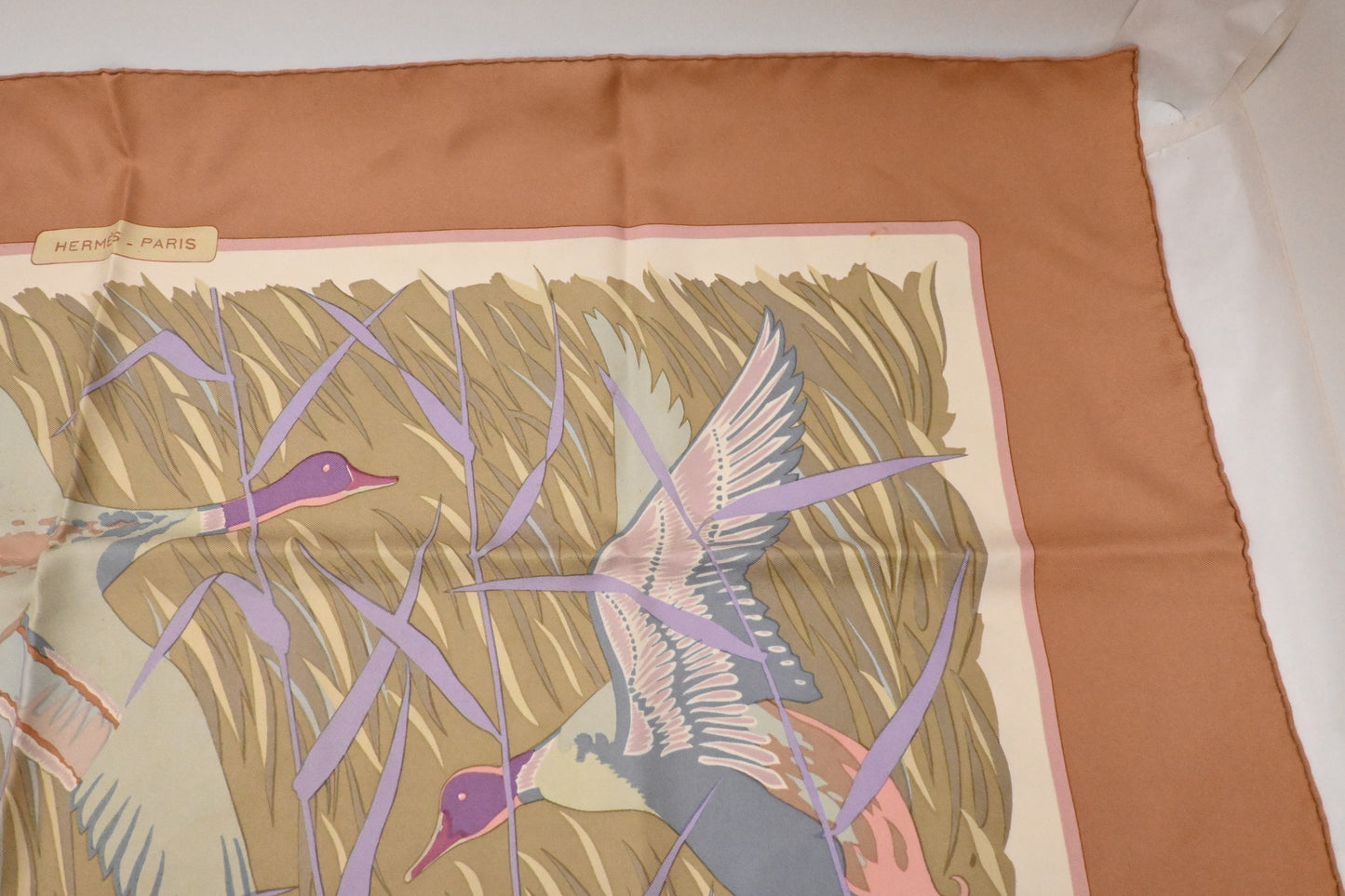 Hermes 'Cols Verts' Carre 90 in Mauve Silk
