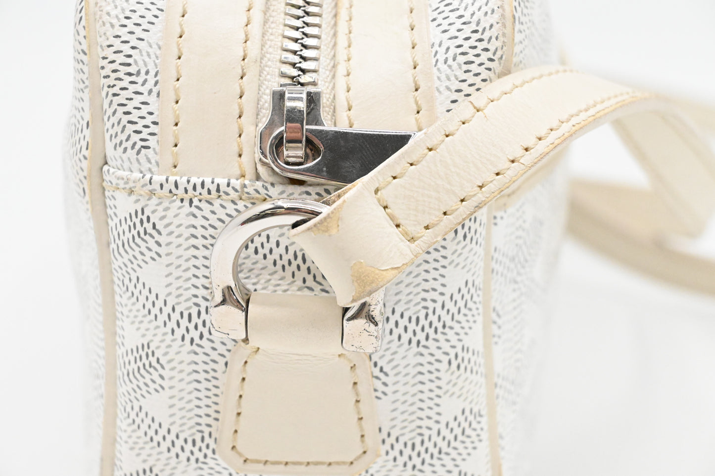 Goyard Cap-Vert PM in White Goyardine Canvas