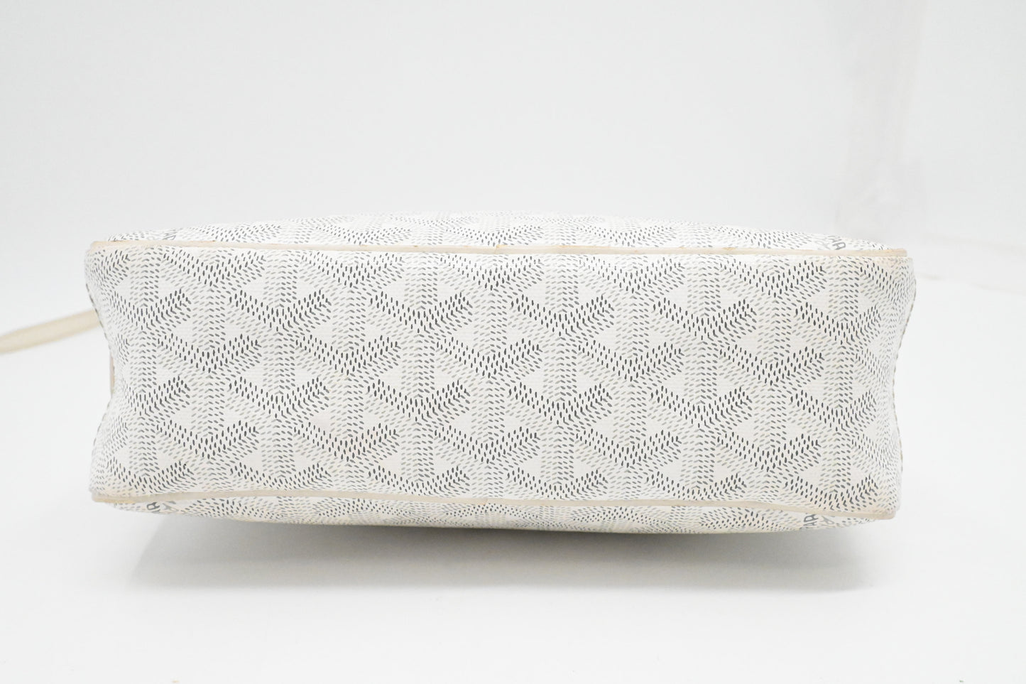 Goyard Cap-Vert PM in White Goyardine Canvas