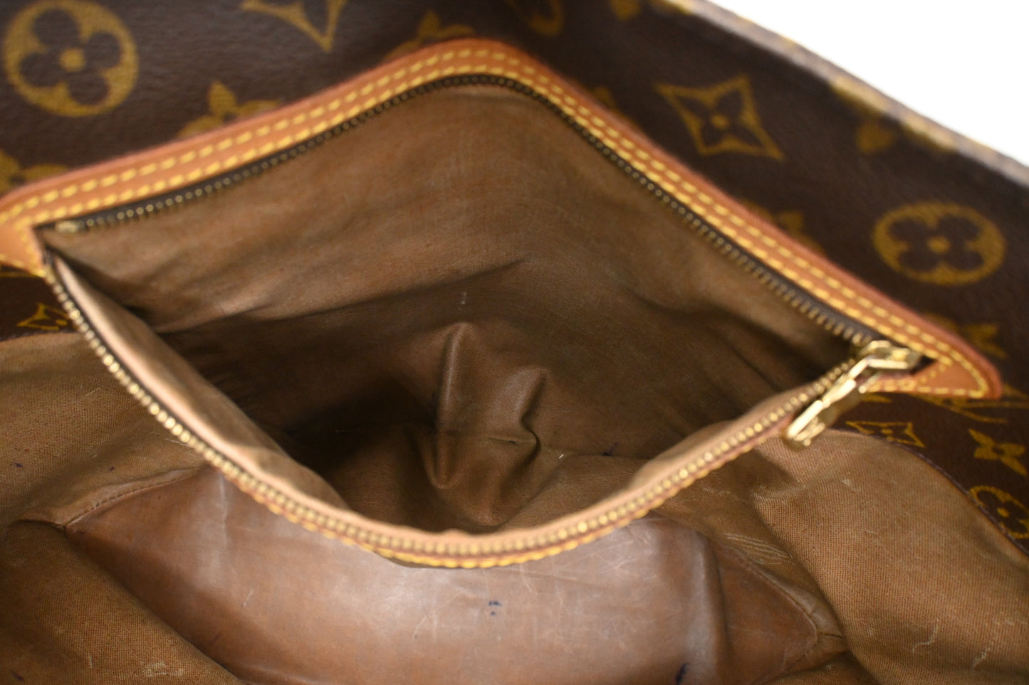 Louis Vuitton Sac Shopping 48 in Monogram Canvas