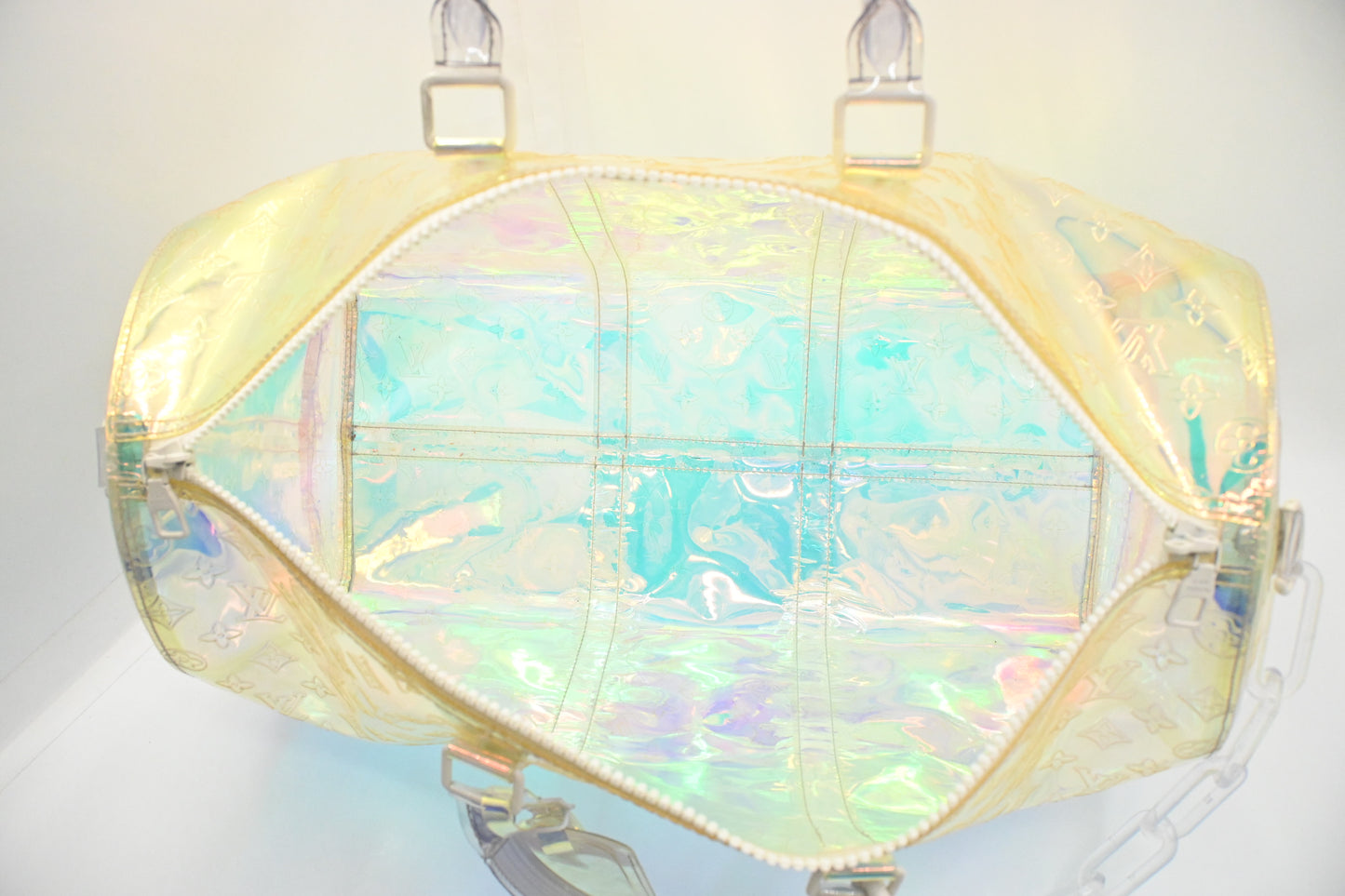 Louis Vuitton Keepall 50 Bandouliere in Prism PVC