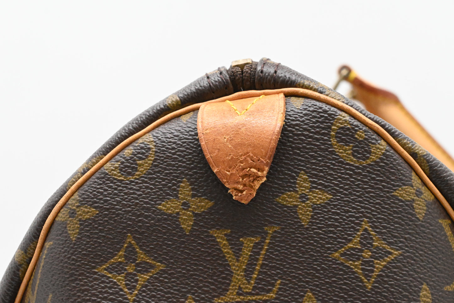 Louis Vuitton Keepall 55 in Monogram Canvas