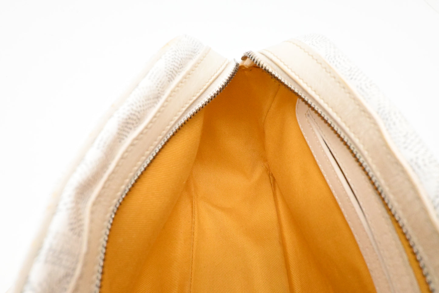 Goyard Cap-Vert PM in White Goyardine Canvas