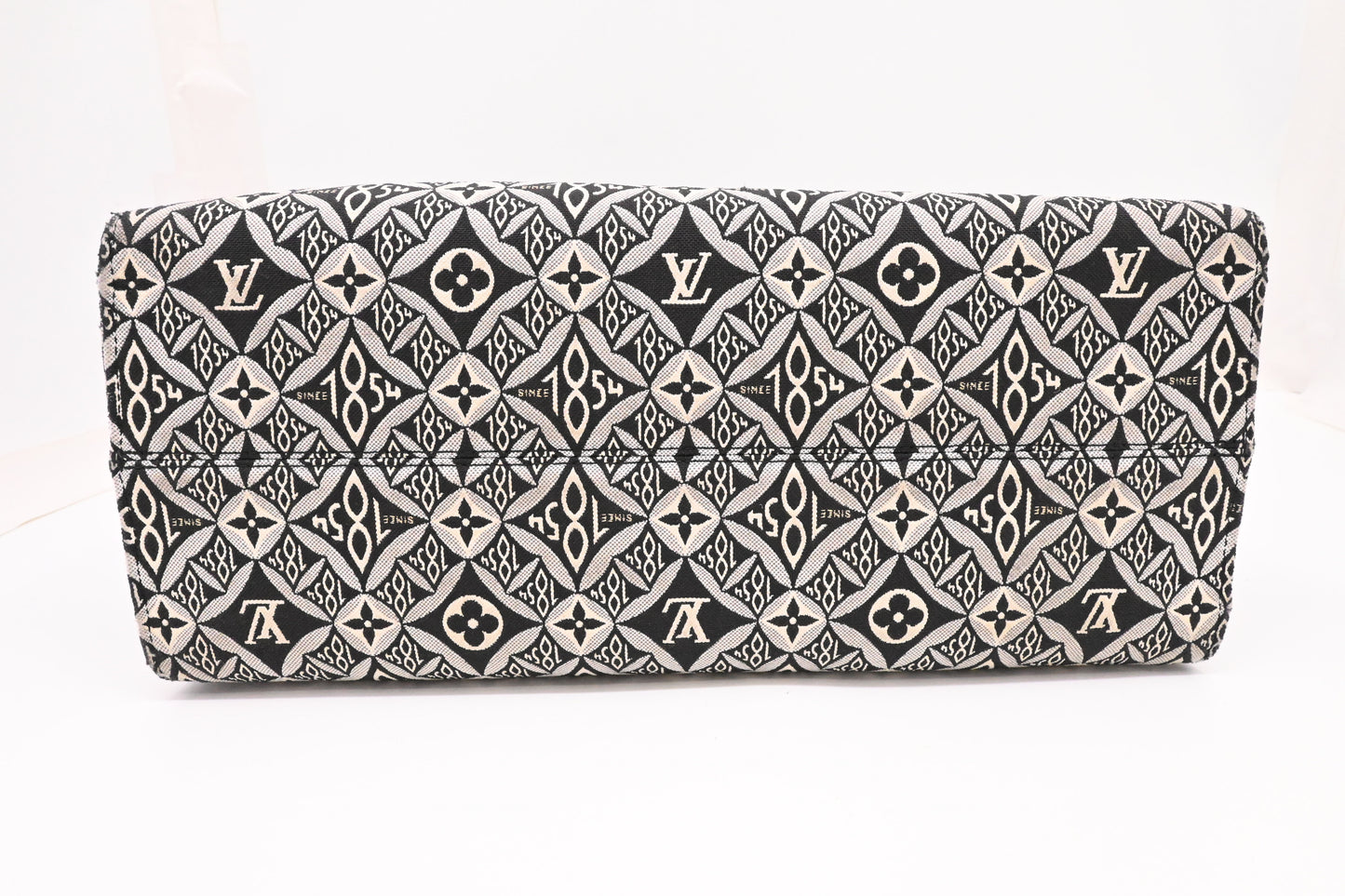 Louis Vuitton OnTheGo GM in Since 1854 Jaquard Monogram