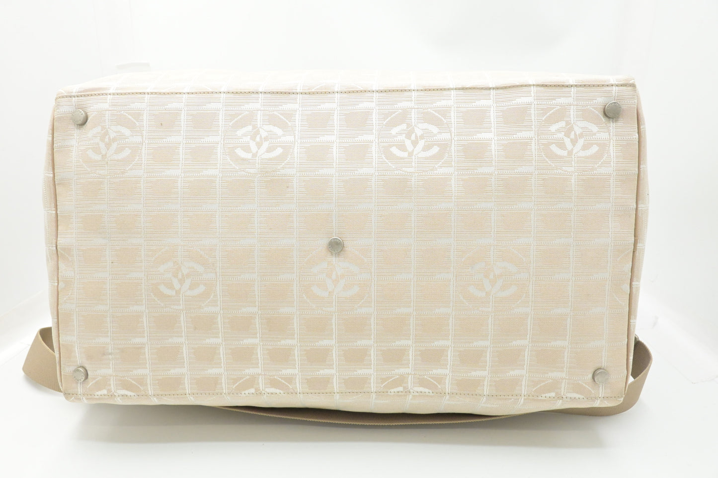 Chanel Duffle Bag in Beige New Travel Line Canvas