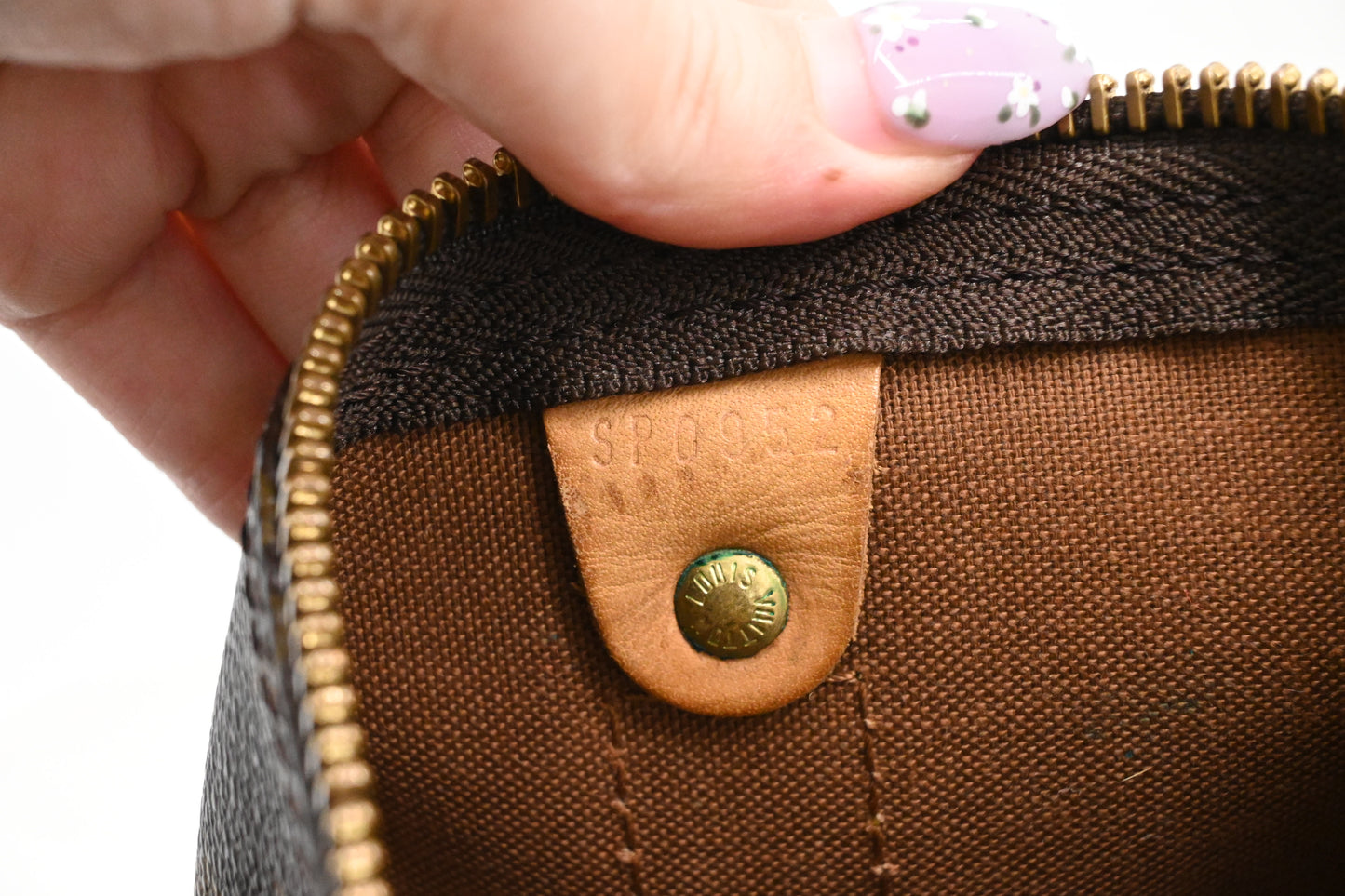Louis Vuitton Keepall 55 in Monogram Canvas