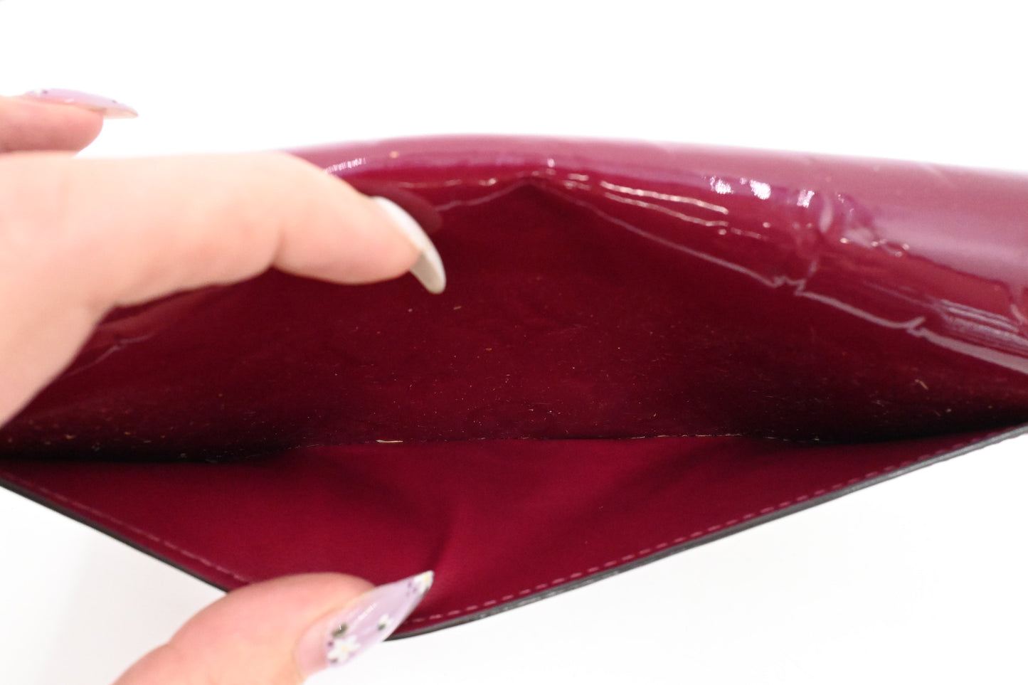 Louis Vuitton Sarah Wallet in Magenta Vernis Leather