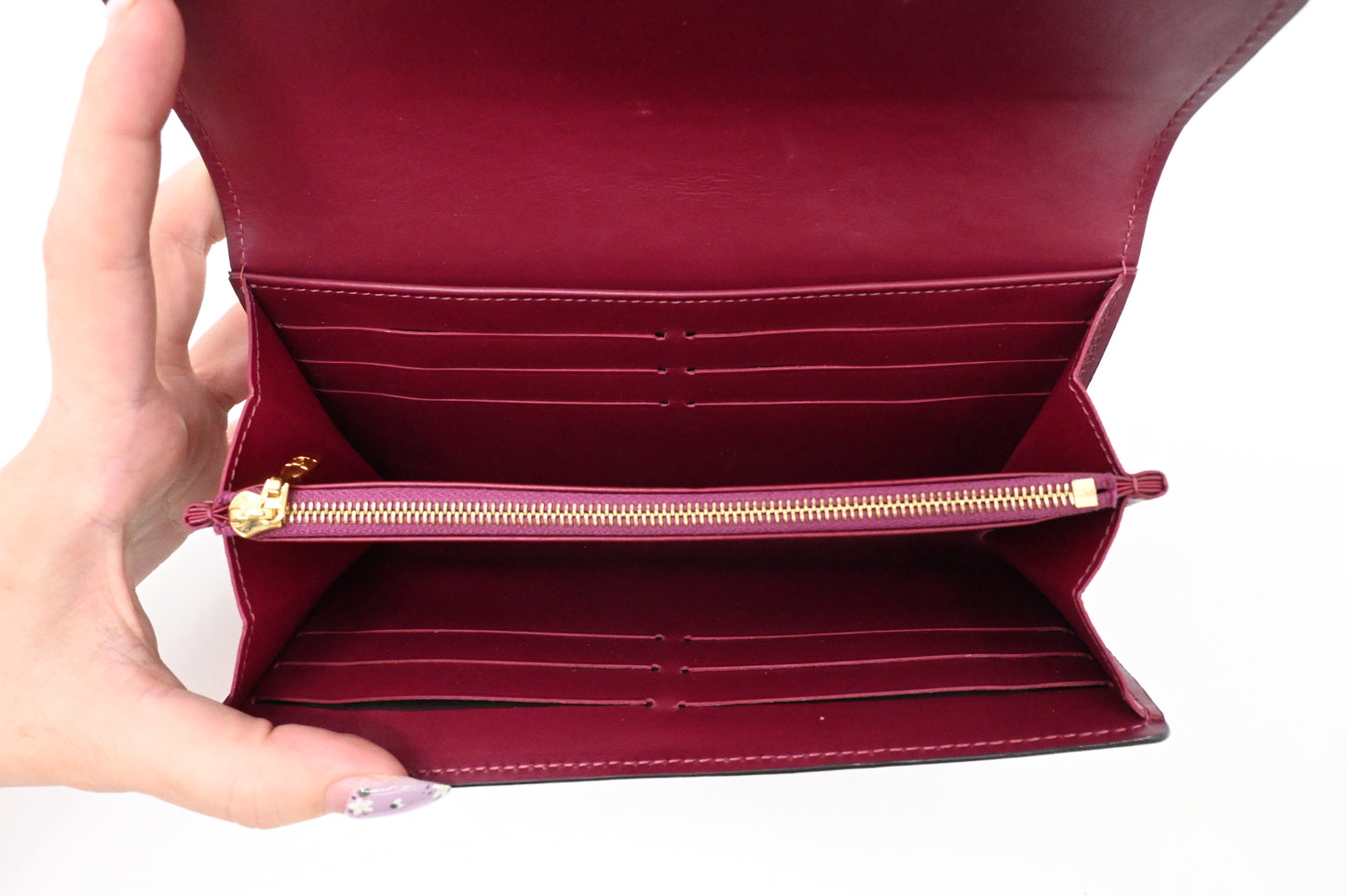 Louis Vuitton Sarah Wallet in Magenta Vernis Leather