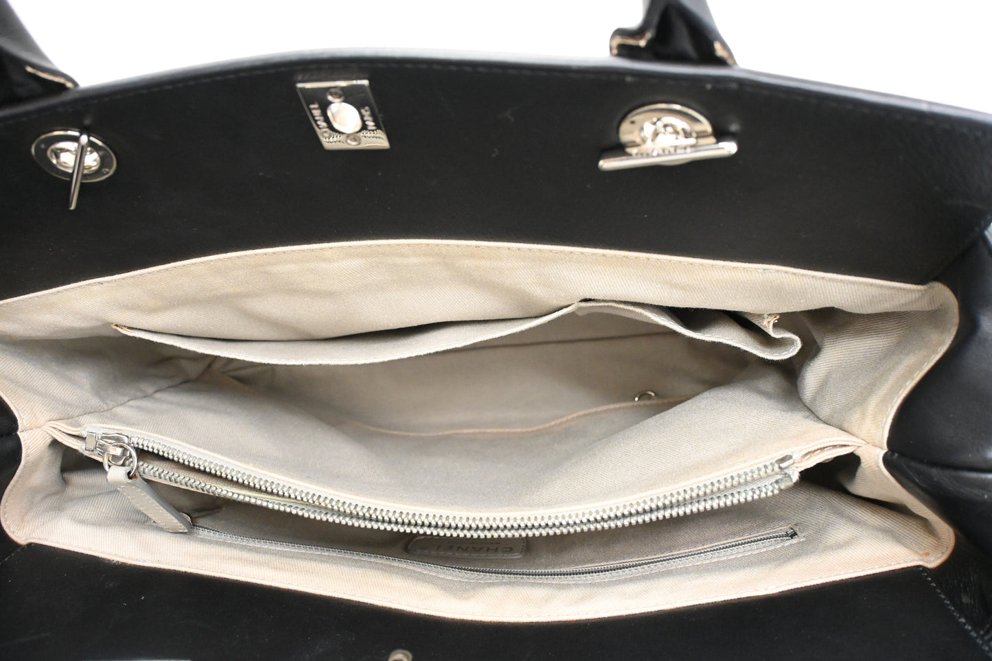 Chanel Portobello 2way Bag in Black Matelasse Leather