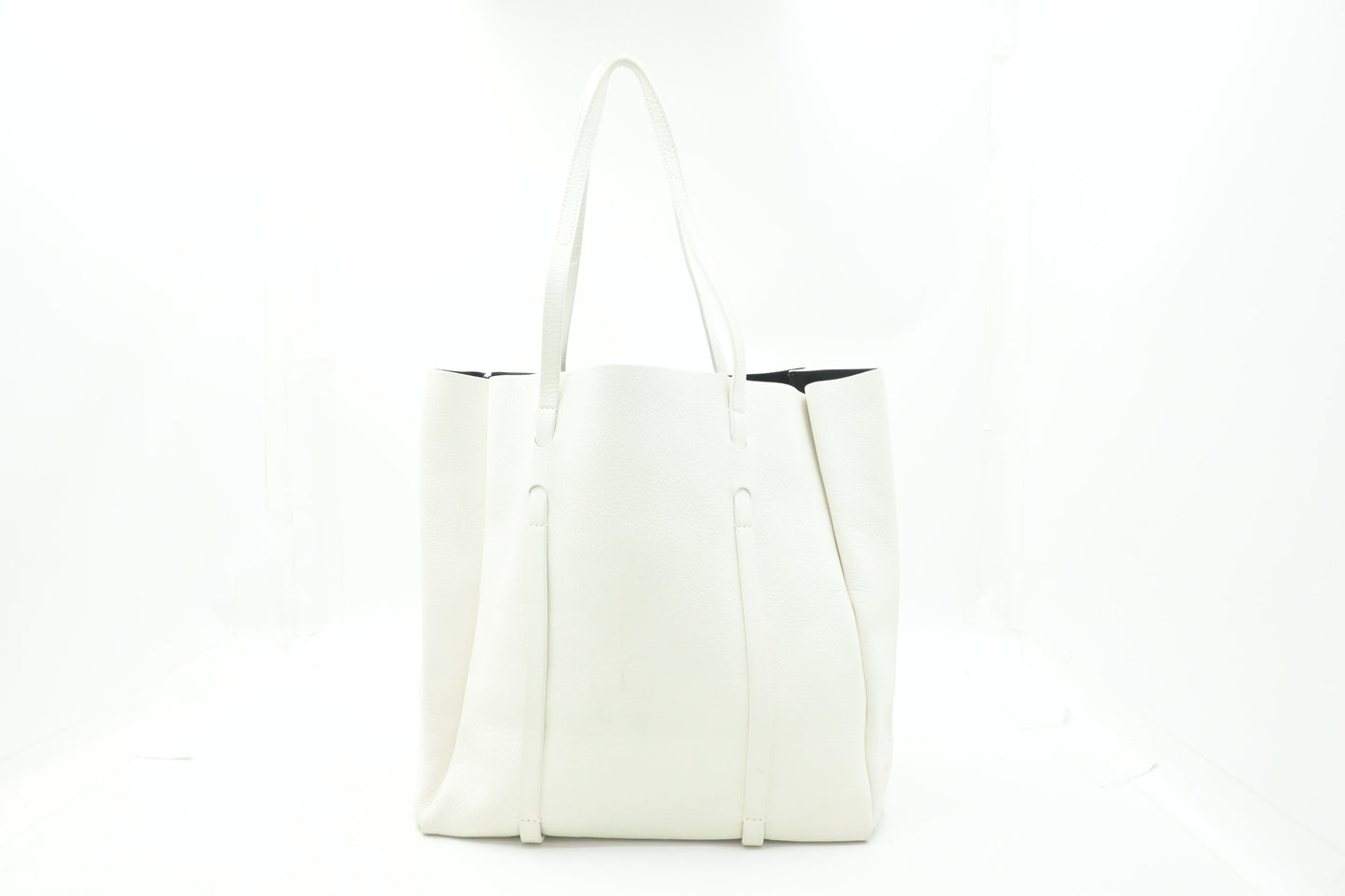 Balenciaga Everyday Tote Bag in White Leather