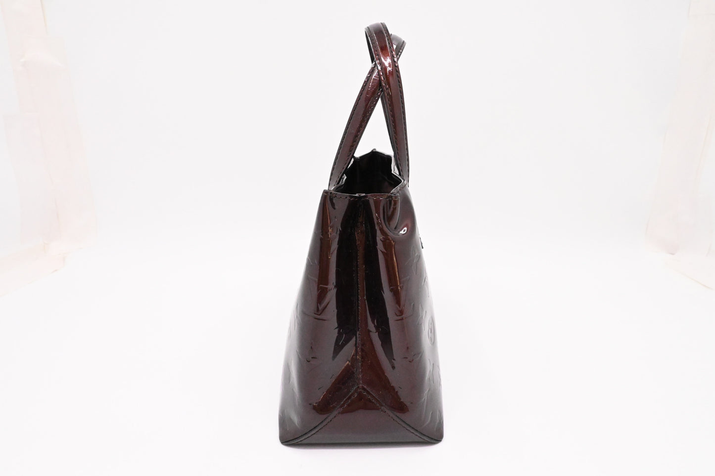 Louis Vuitton Wilshire PM in Amarante Vernis Leather