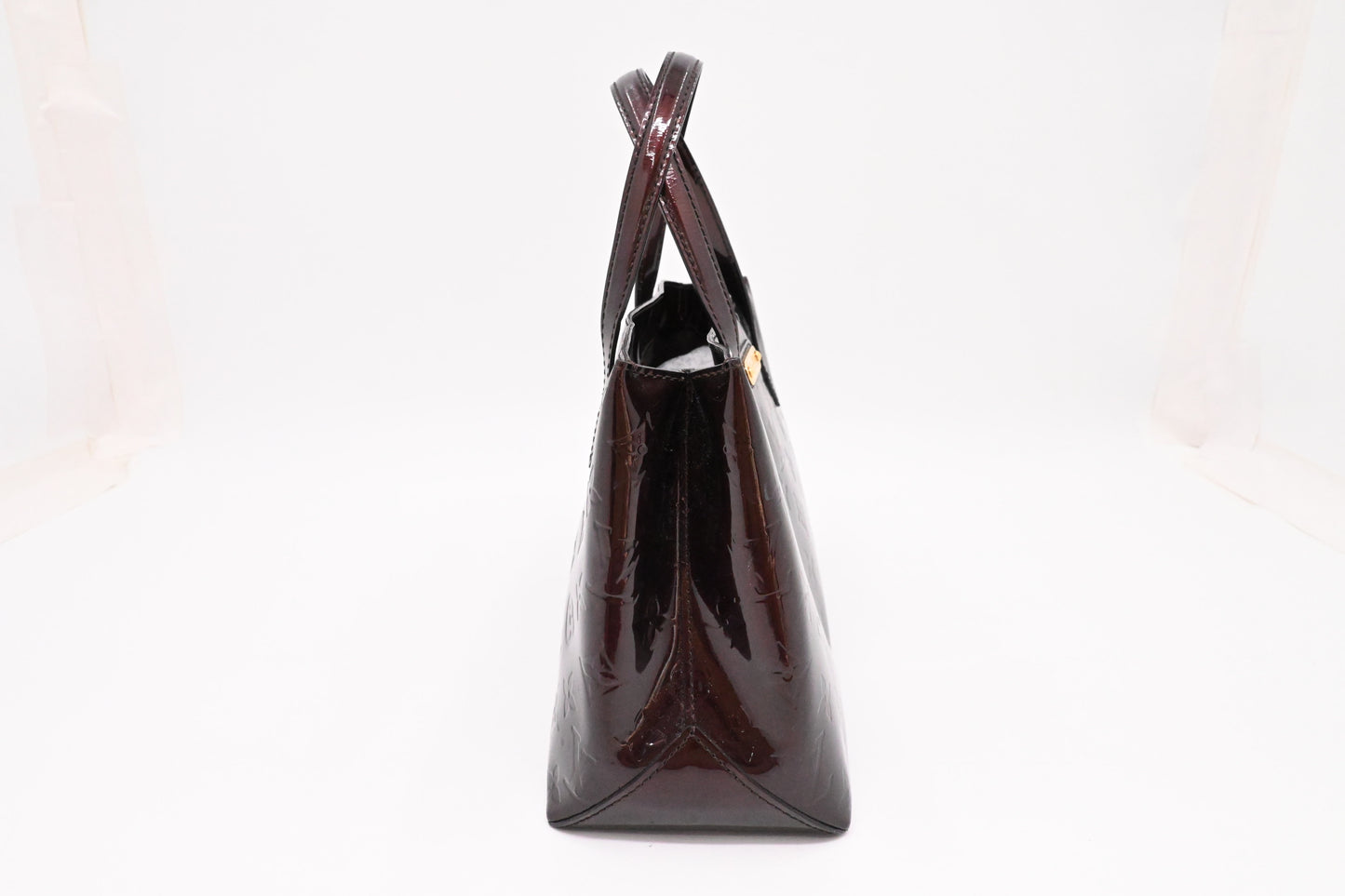 Louis Vuitton Wilshire PM in Amarante Vernis Leather