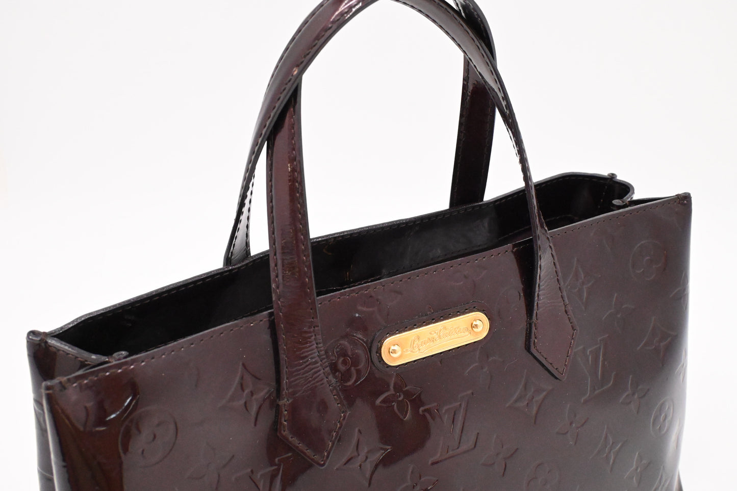 Louis Vuitton Wilshire PM in Amarante Vernis Leather