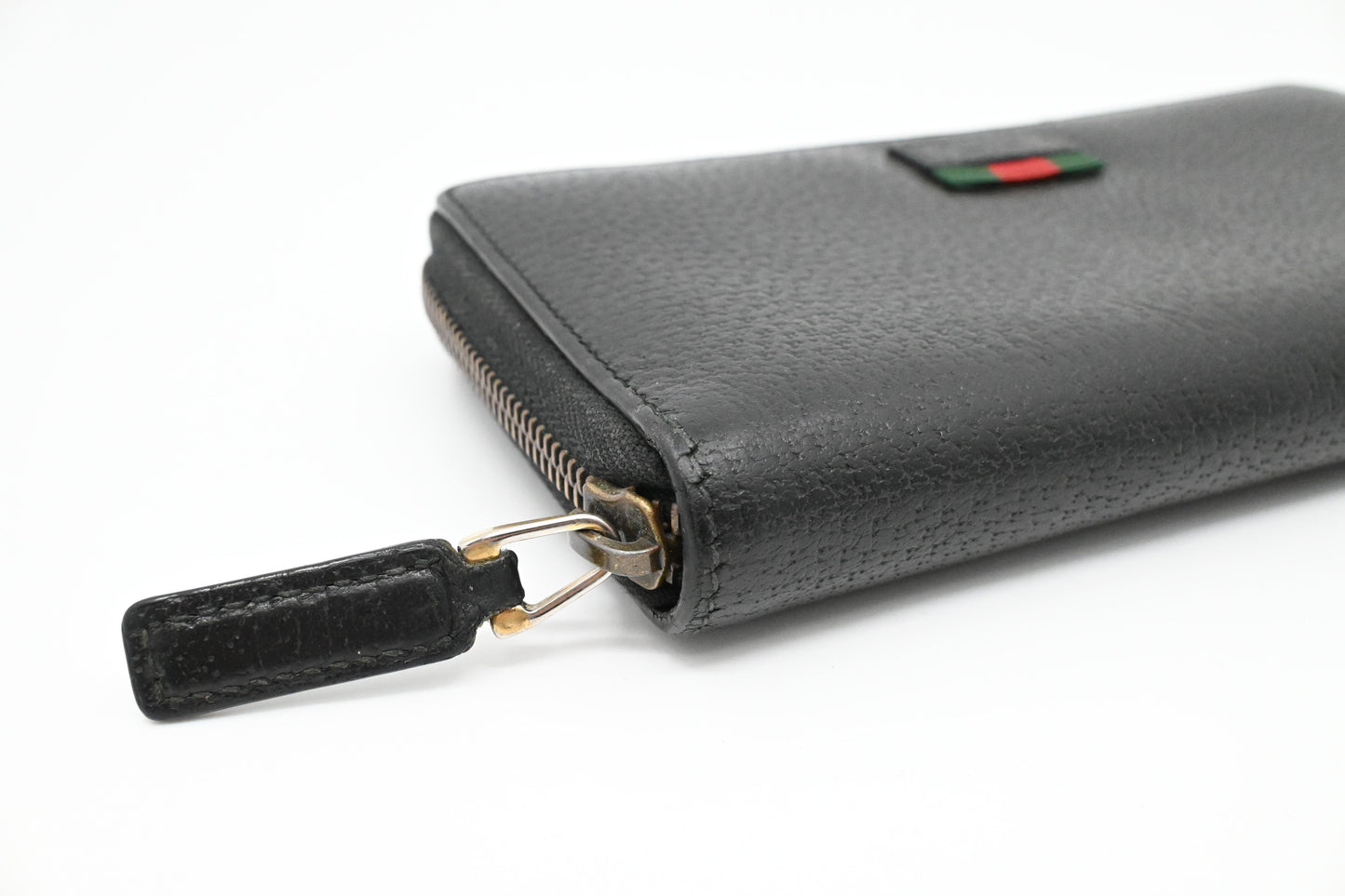 Gucci Zippy Wallet in Black Leather