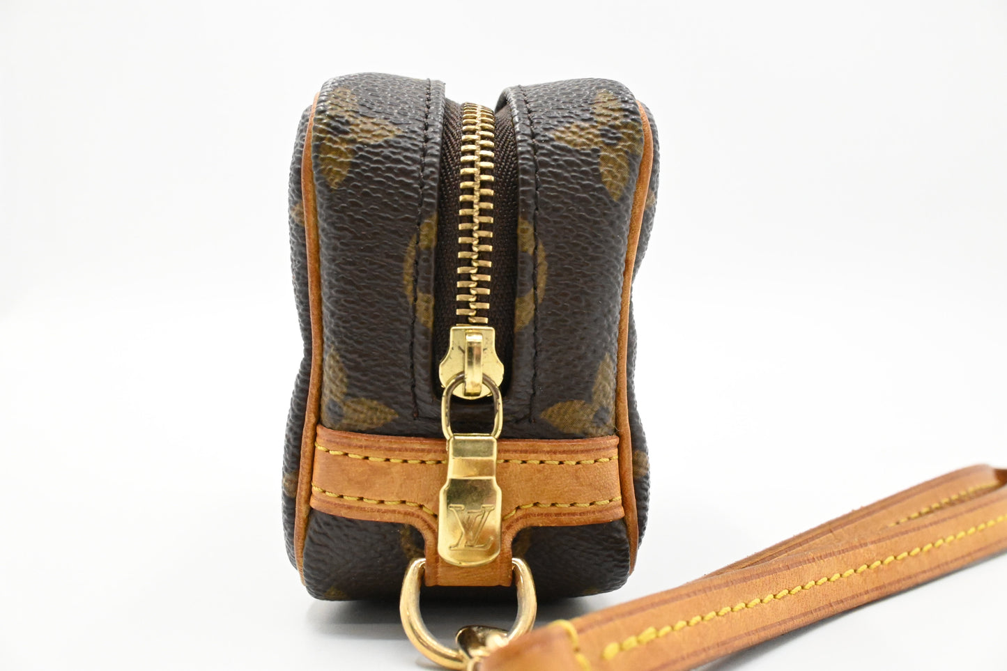 Louis Vuitton Wapity in Monogram Canvas