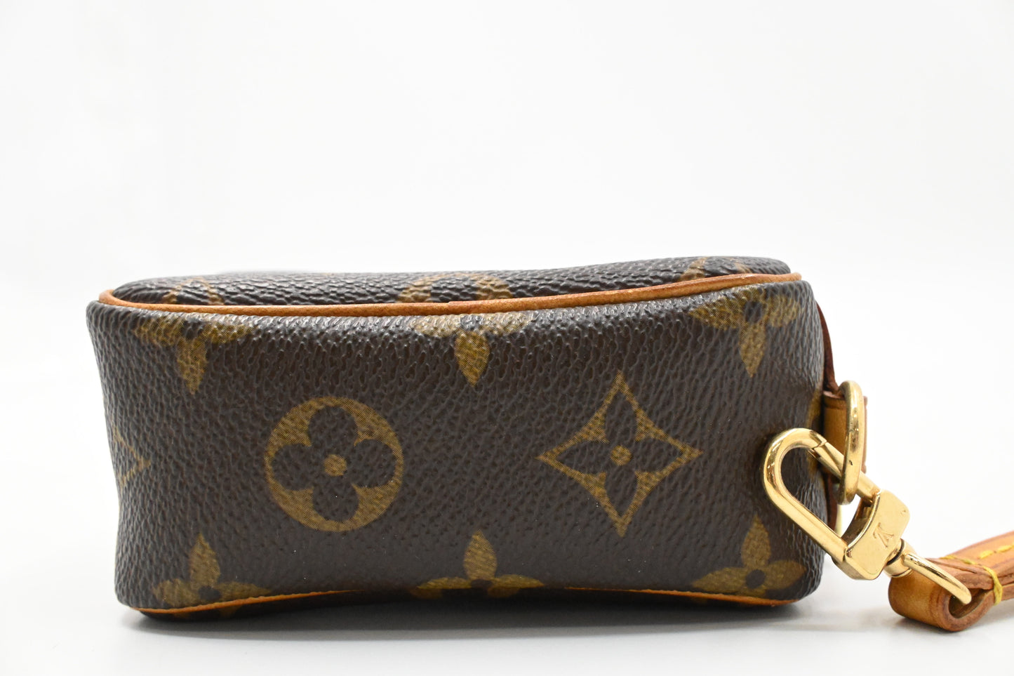 Louis Vuitton Wapity in Monogram Canvas