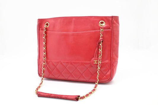 Chanel Chain Shoulder Bag in Red Leather