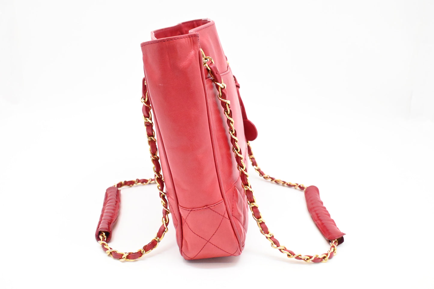 Chanel Chain Shoulder Bag in Red Leather