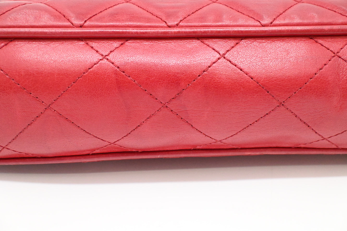 Chanel Chain Shoulder Bag in Red Leather