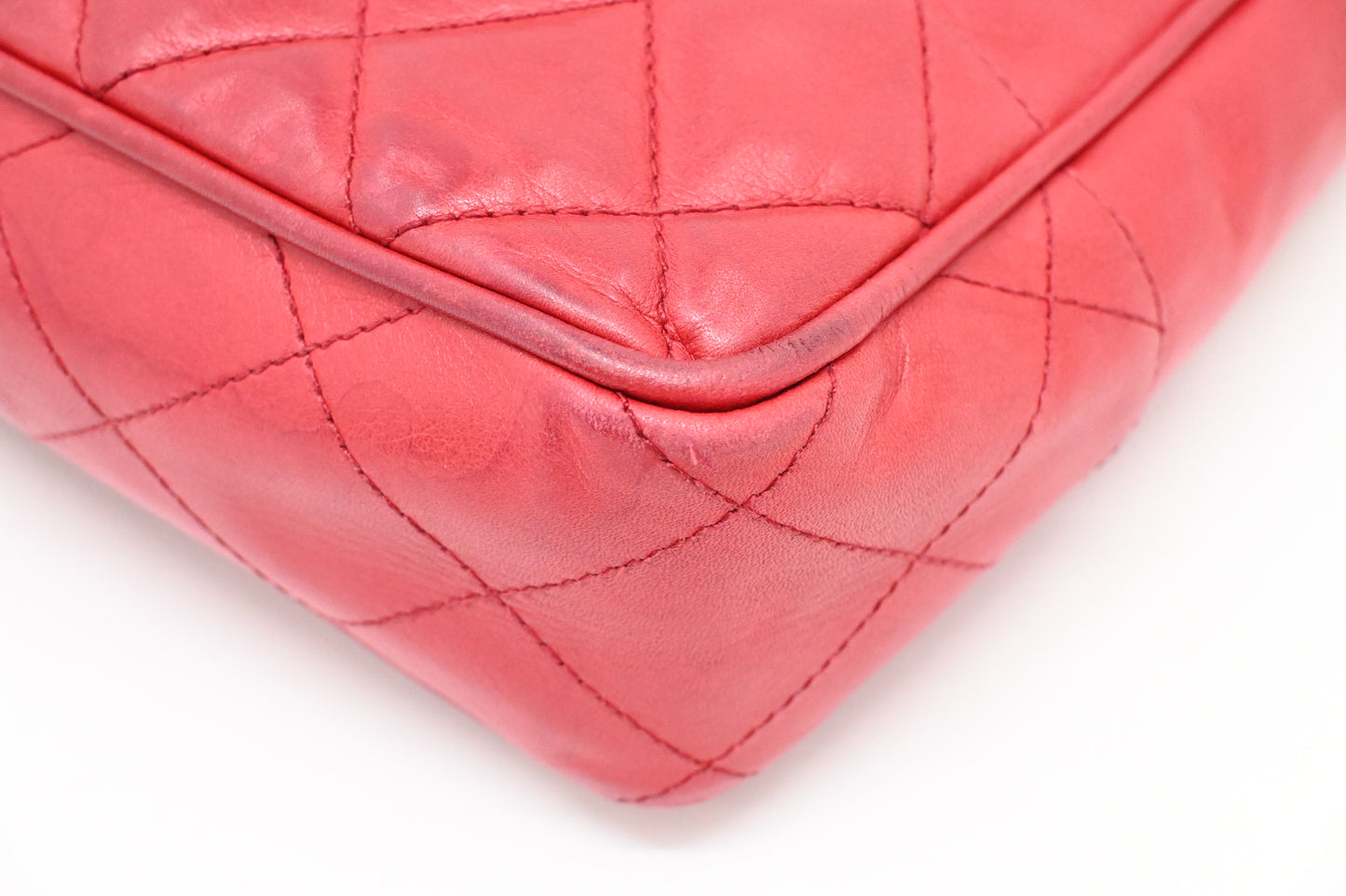 Chanel Chain Shoulder Bag in Red Leather