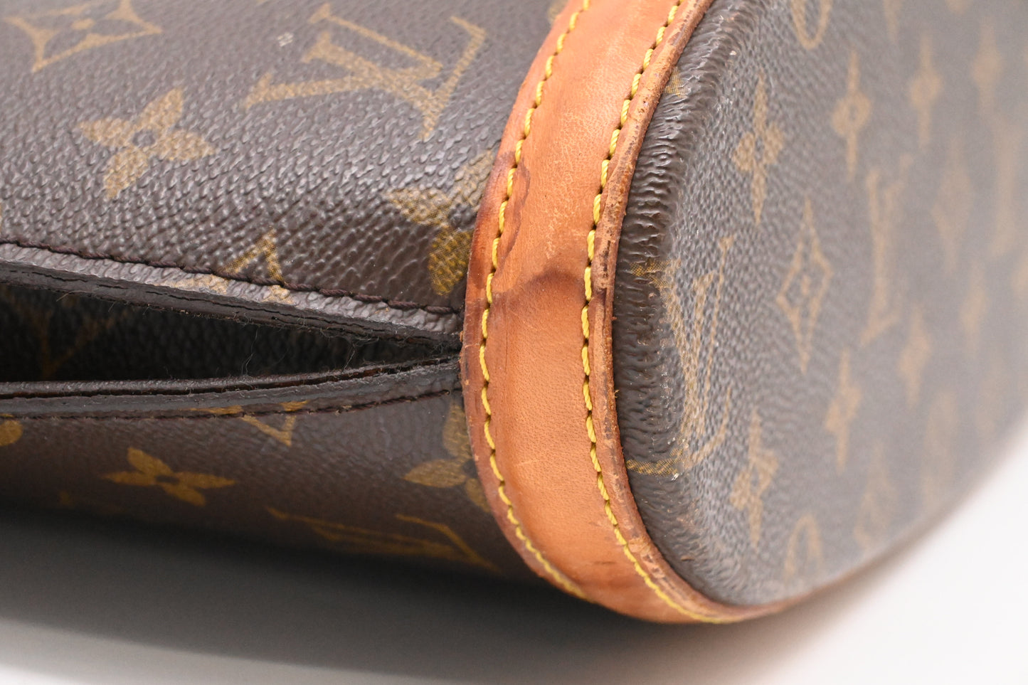 Louis Vuitton Babylone in Monogram Canvas