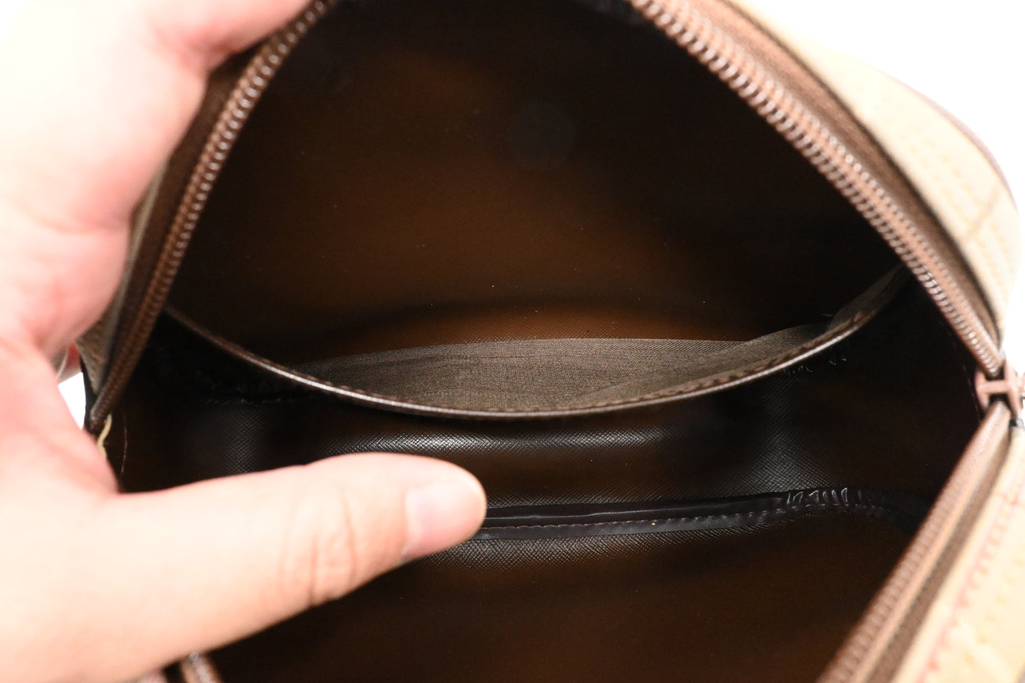 Burberry Pouch in Green Canvas