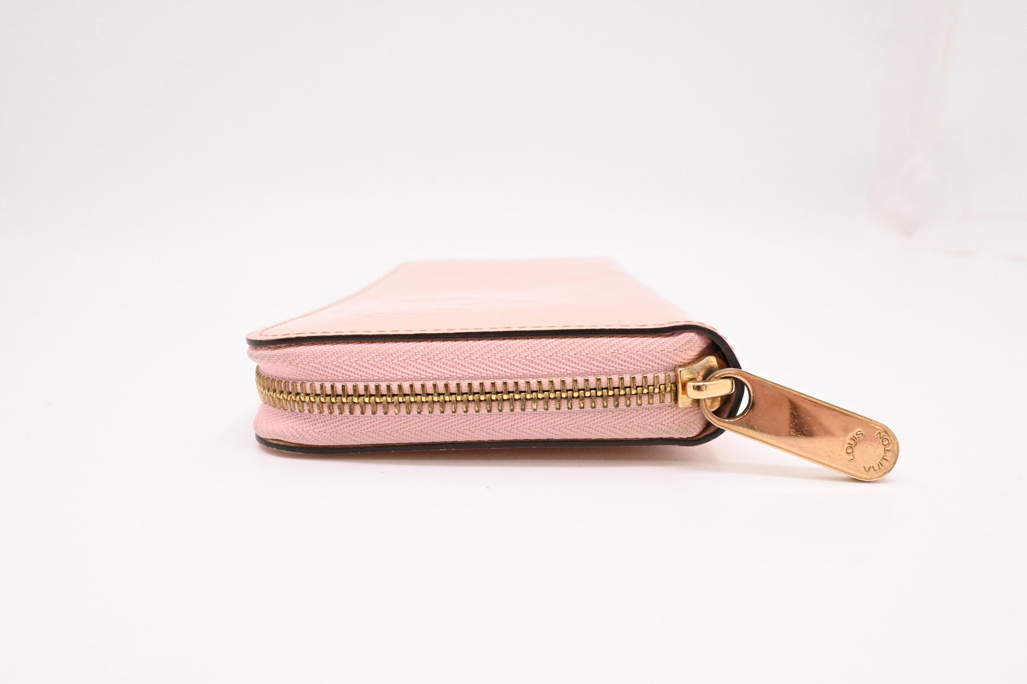 Louis Vuitton Long Zippy Wallet in Rose Ballerine Vernis Leather