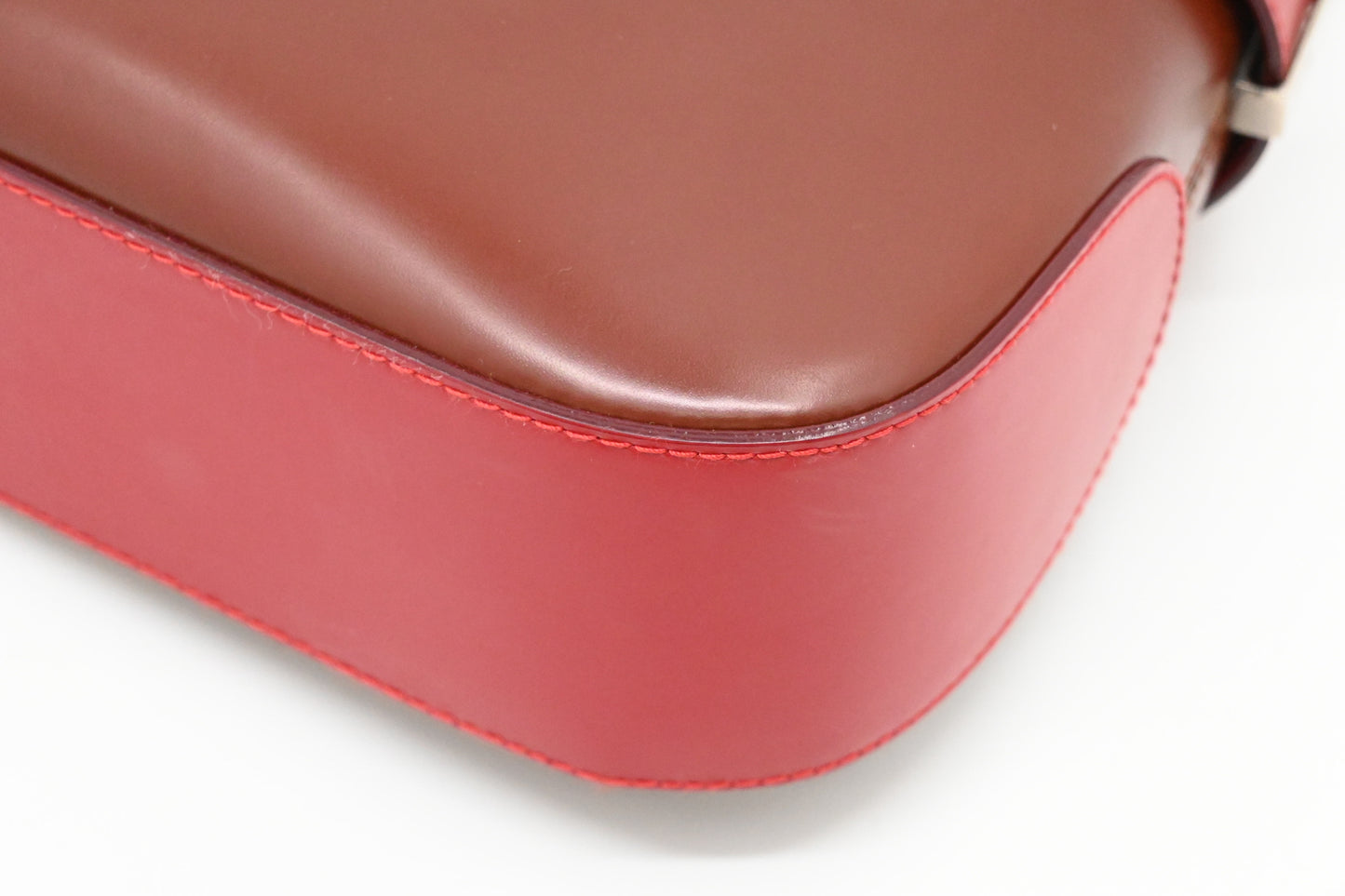 Ferragamo Hobo Bag in Bordeaux and Red Leather