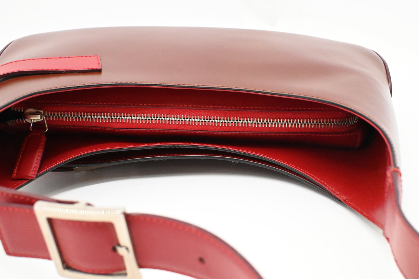 Ferragamo Hobo Bag in Bordeaux and Red Leather