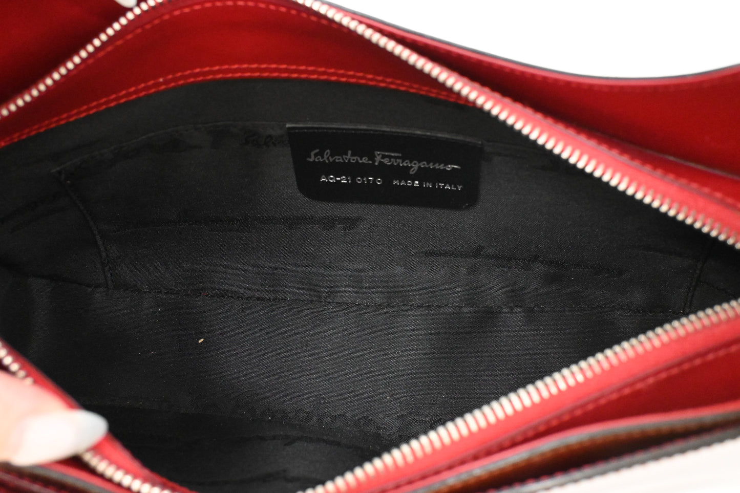 Ferragamo Hobo Bag in Bordeaux and Red Leather