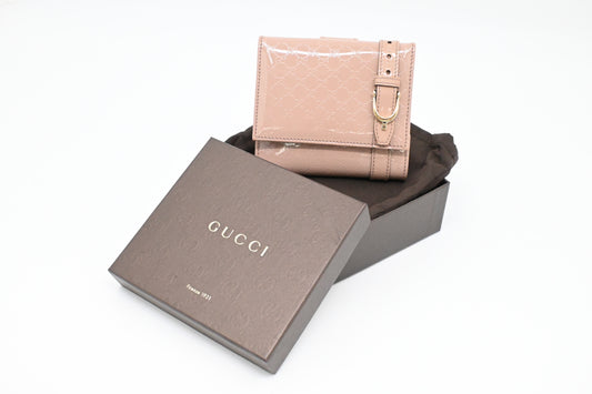 Gucci Compact Wallet in Pale Pink Patent Leather
