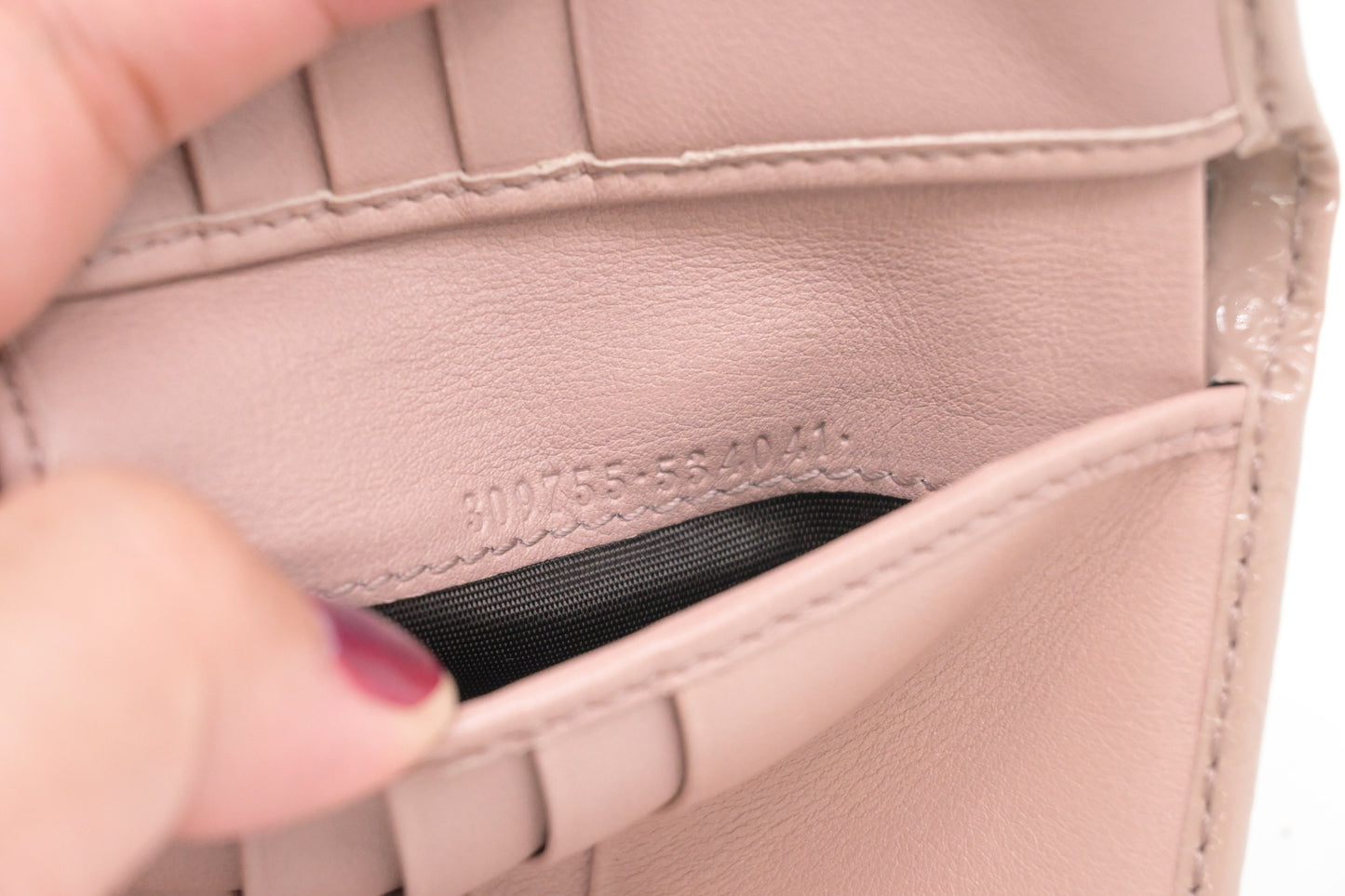 Gucci Compact Wallet in Pale Pink Patent Leather