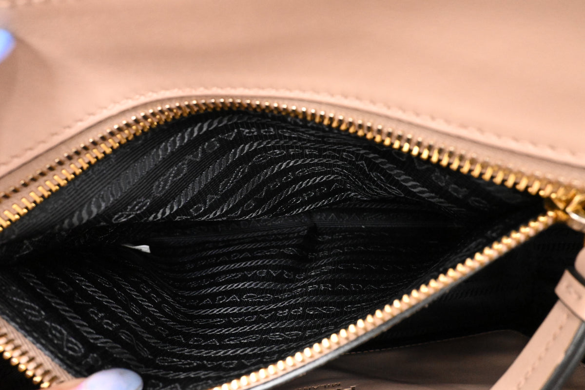 Prada 2way Bag in Light Pink Saffiano Leather