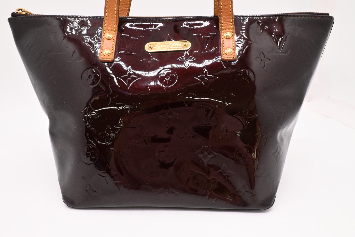 Louis Vuitton Bellevue PM in Amarante Vernis Leather