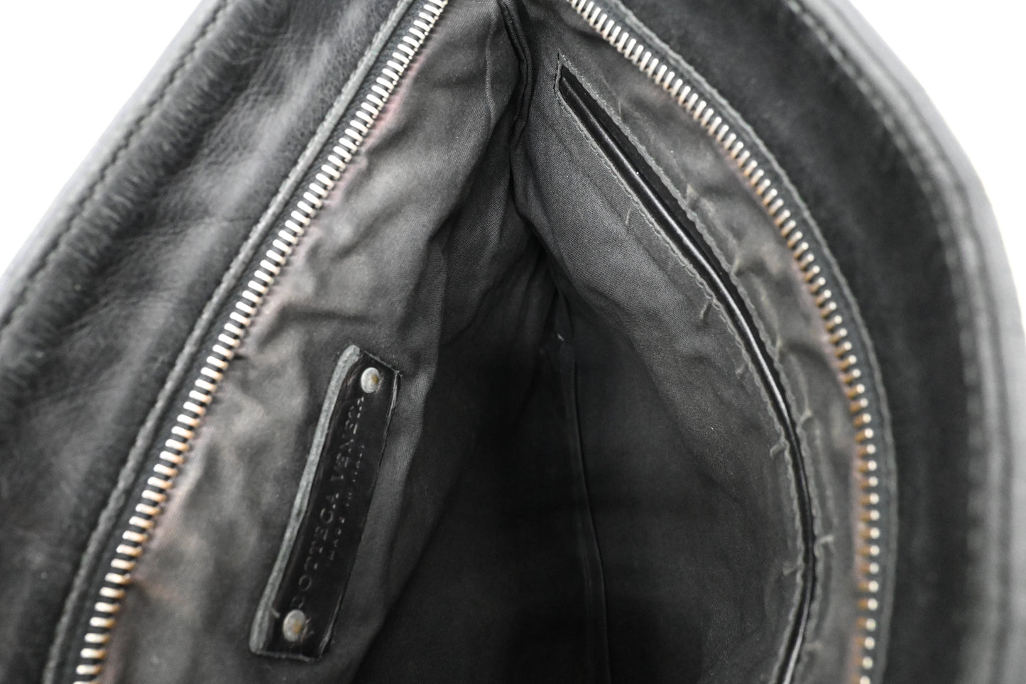 Bottega Veneta Crossbody Bag in Black Intrecciato Leather